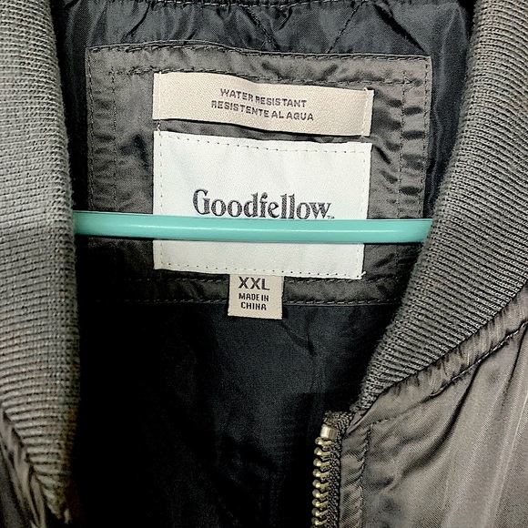 Good fellow bomber jacket in metallic grey. - Picture 2 of 3